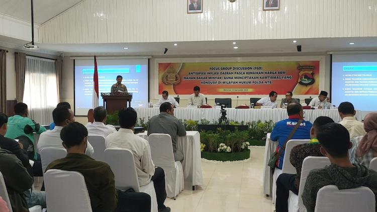 kenaikan bbm revolusinews kenaikan bbm revolusinews