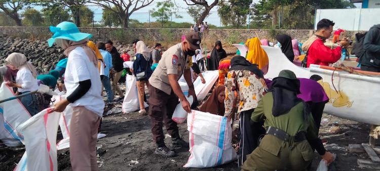 pantai labuhan haji revolusinews