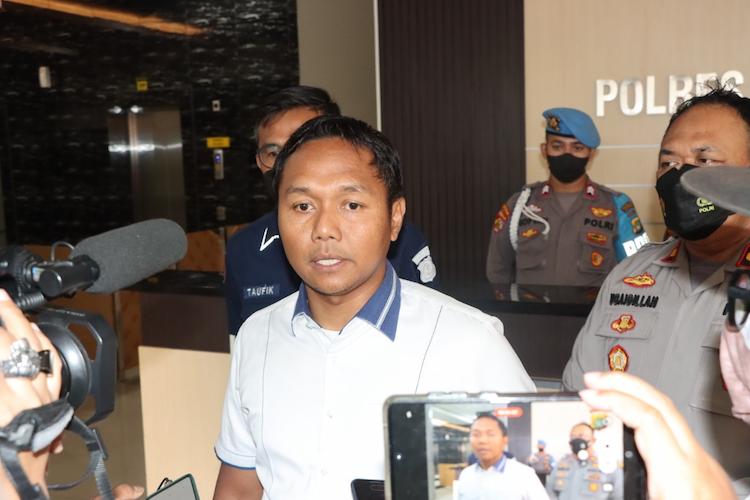 pelaku kdrt di kembangan revolusinews pelaku kdrt di kembangan revolusinews