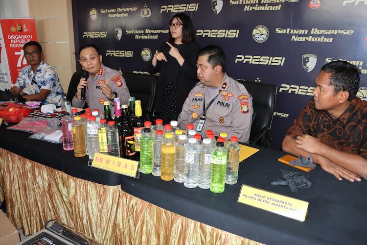 polres metro jakarta barat revolusinews polres metro jakarta barat revolusinews