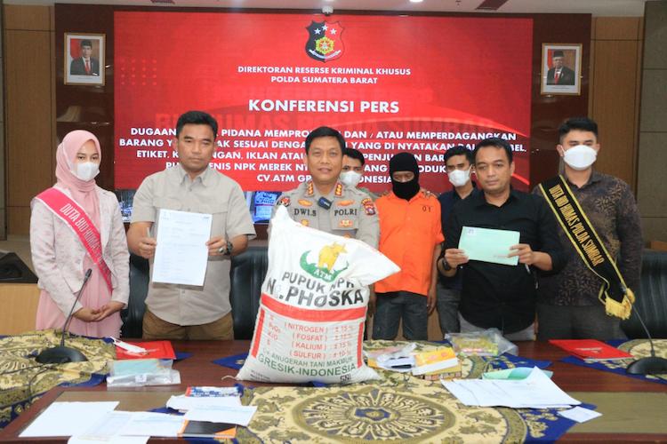 pupuk ilegal revolusinews pupuk ilegal revolusinews