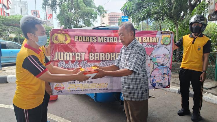 warga slum area slipi revolusinews warga slum area slipi revolusinews