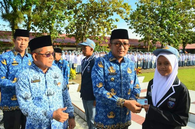 ktp siswa sman 5 revolusinews ktp siswa sman 5 revolusinews