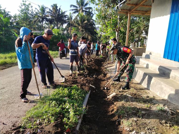 gotong royong revolusinews