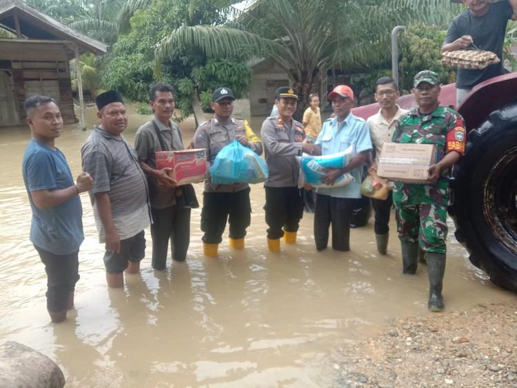 korban banjir revolusinews revolusi news