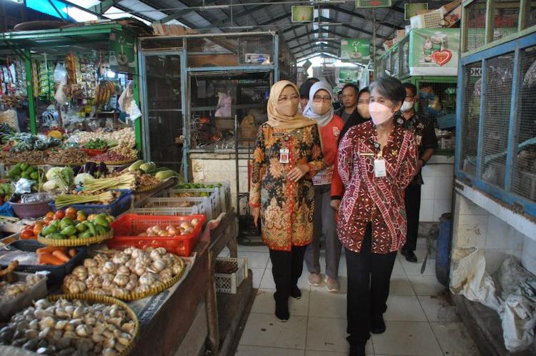 natal dan tahun baru revolusinews revolusi news