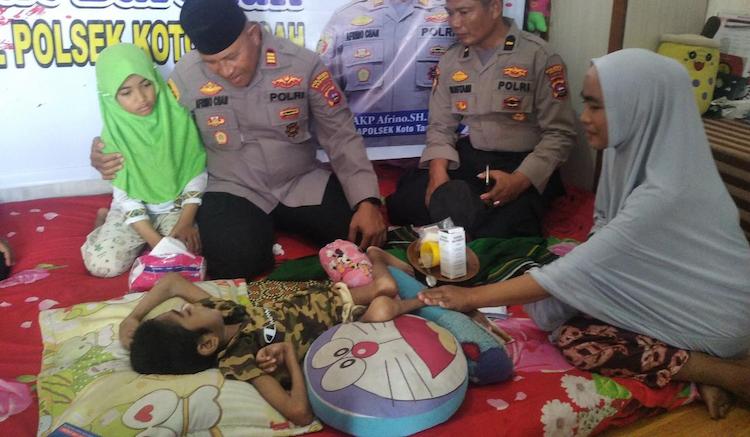 bocah menderita di kecamatan koto tangah revolusinews revolusi news bocah menderita di kecamatan koto tangah revolusinews revolusi news