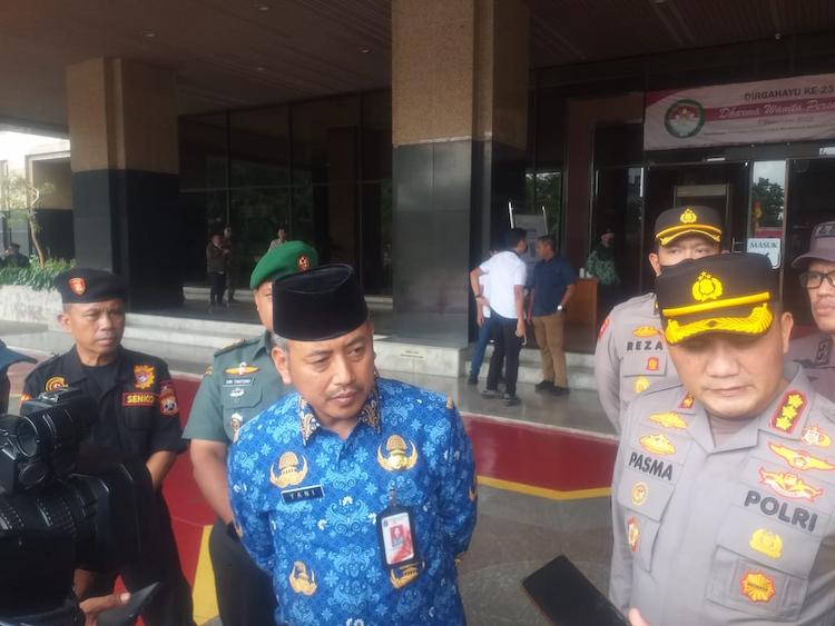 tiga pilar jakarta barat revolusinews revolusi news tiga pilar jakarta barat revolusinews revolusi news