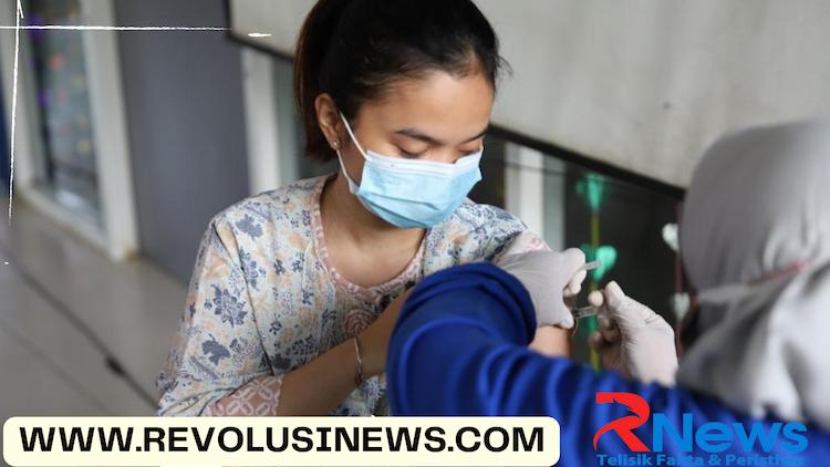 vaksinasi covid 19 revolusinews revolusi news vaksinasi covid 19 revolusinews revolusi news