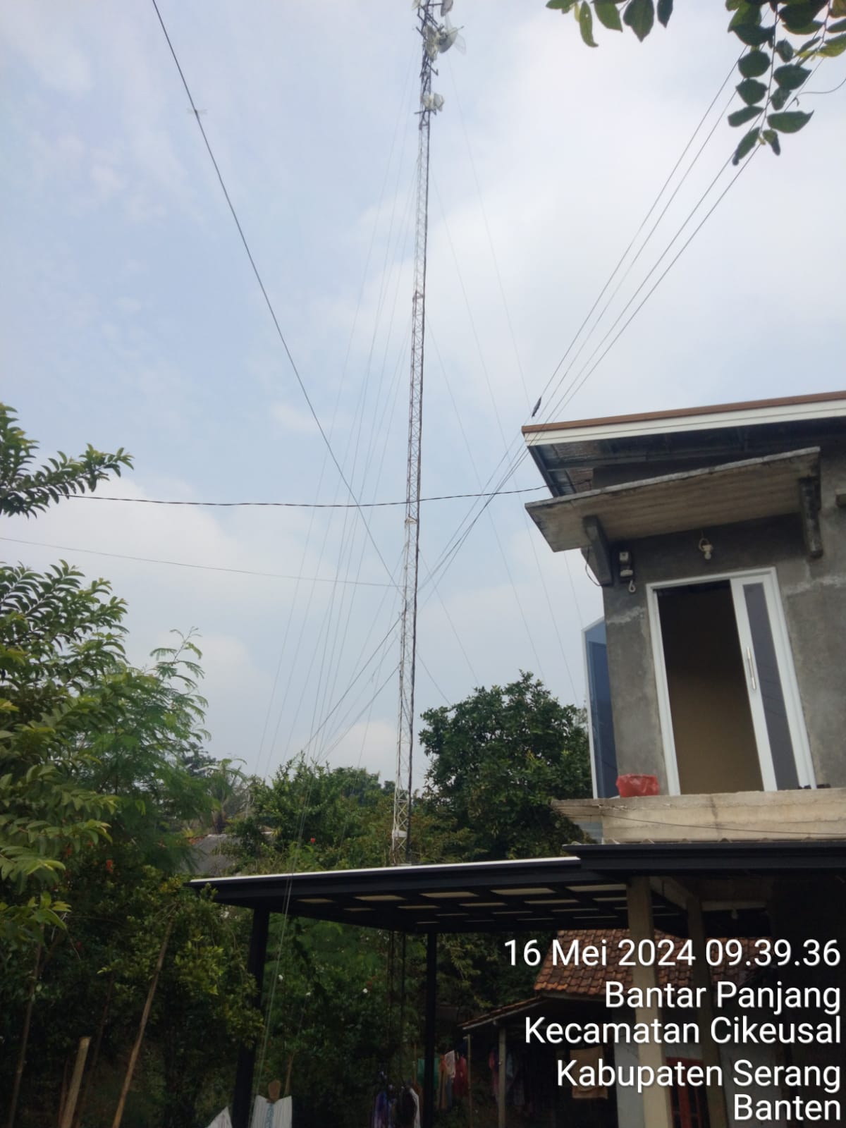 Tower Triangle Dana Net di Desa Bantar Panjang Tower Triangle Dana Net di Desa Bantar Panjang
