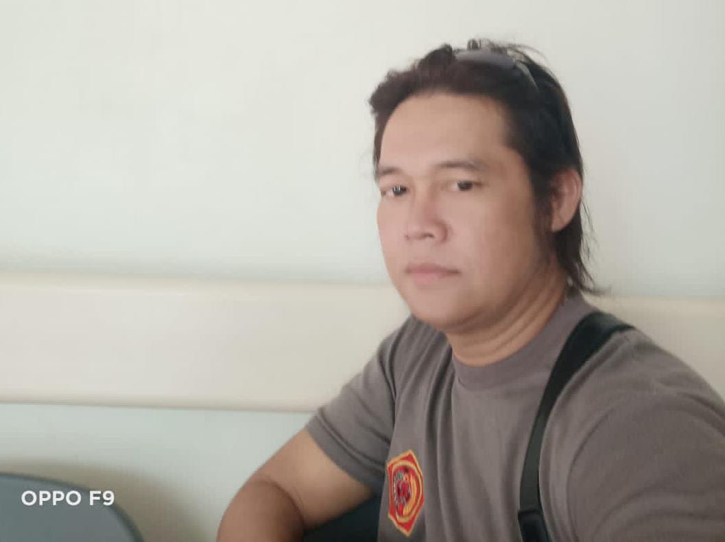 Ketua Asosiasi Pemilik Kios Subsidi Resmi Wilayah Kecamatan Juntinyuat, Kasnadi. (Foto : Afifudin RNews) Ketua Asosiasi Pemilik Kios Subsidi Resmi Wilayah Kecamatan Juntinyuat, Kasnadi. (Foto : Afifudin RNews)